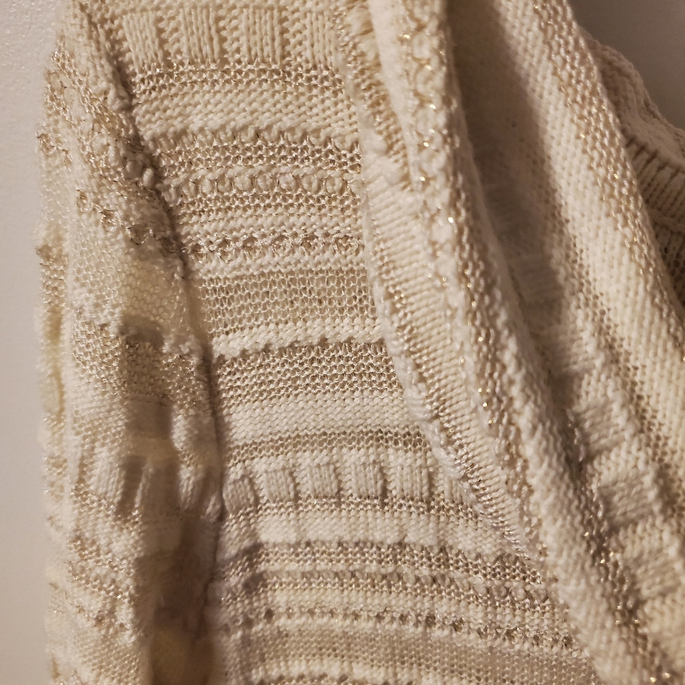 Sweater - Picture 3 of 4